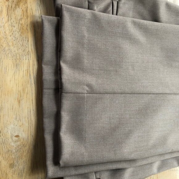 Apt 9 Beige Lightweight Pants Size 16P - Picture 6 of 10